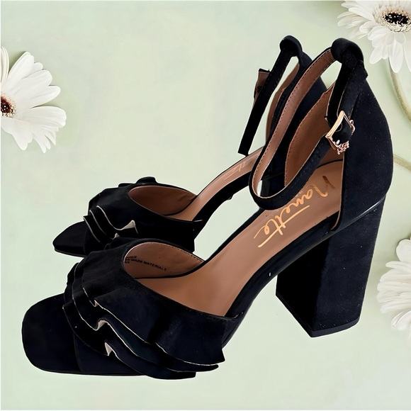 NEW Nanette Lepore Mariel High Heel Sandal - Picture 2 of 10